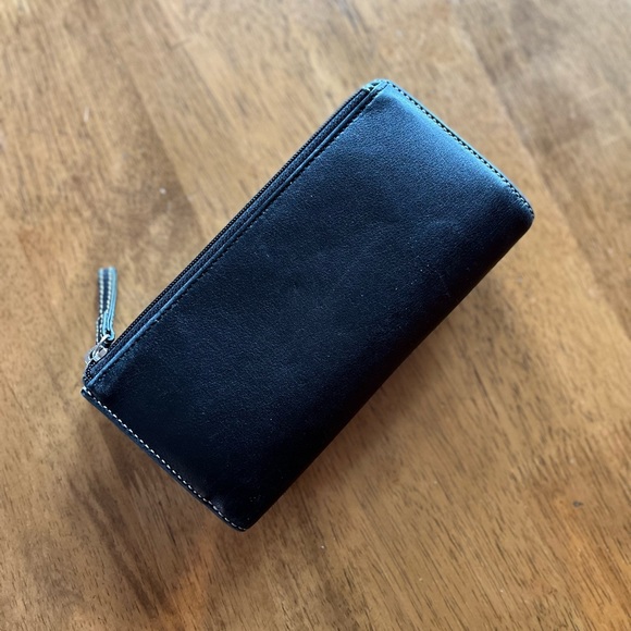 Coach, Genuine leather wallet, black with chrome hardware - Picture 7 of 15